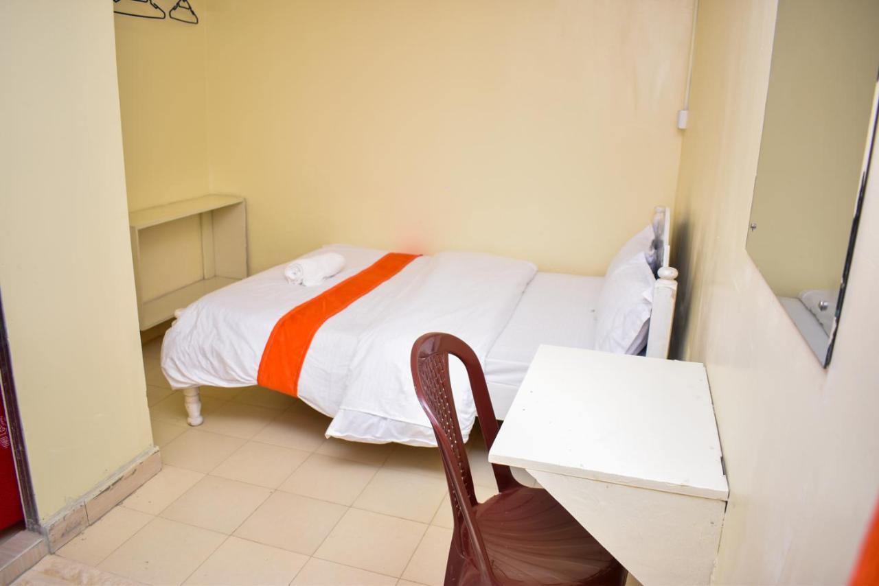 Luna Light Guest House Naivasha Exterior foto